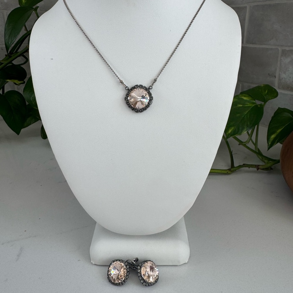 Sabika Silver Minimalist Necklace & Earrings